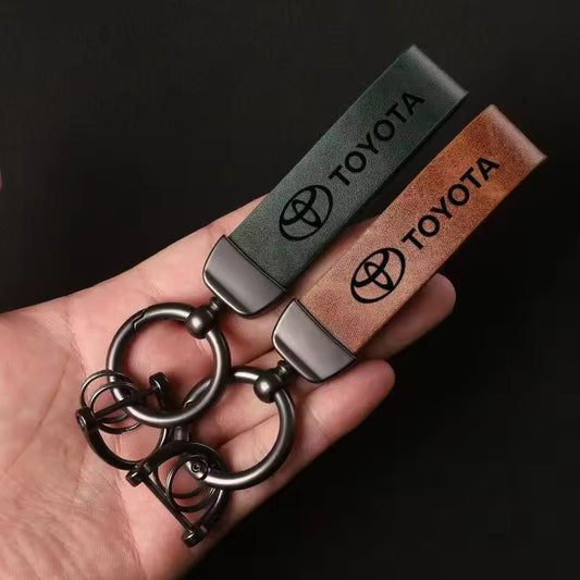 Toyota Car Vintage Leather Keychain Ring Zinc Alloy Chain Key For Yaris Yaris Cross Corolla Cross C-HR Rav4 Aygo AygoX IQ