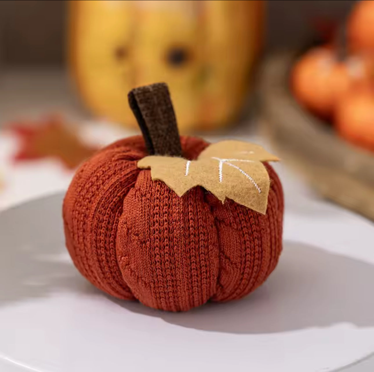 Mini zucche lavorate a maglia, finte zucche autunnali, piccole zucche lavorate a maglia, zucche rustiche per il Ringraziamento, decorazioni autunnali di Halloween